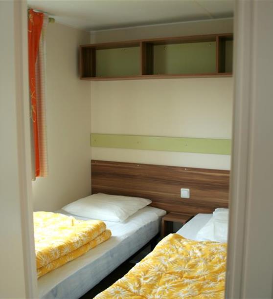 Chambre lits jumeaux mobil-home Frégate camping Les Embruns Camoël entre Arzal, La Roche Bernard et Pénestin sud Morbihan