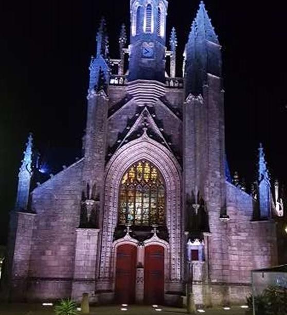 Chapelle de Guérande illuminée camping Les Embruns Camoël entre Arzal, La Roche-Bernard et Pénestin sud Morbihan